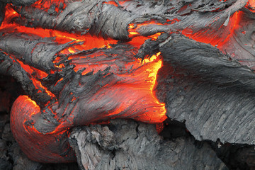 Fotobehang Vulkaan Tolbachik vulkaanuitbarsting in Kamtsjatka  © SergeyKrasnoshchokov