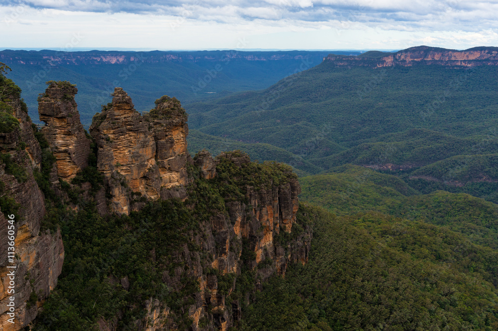 Three Sisters rock formation viewed from Echo Point lookout