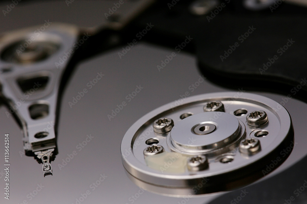 Computer hard drive data storage technology Computer hard drive data storage technology