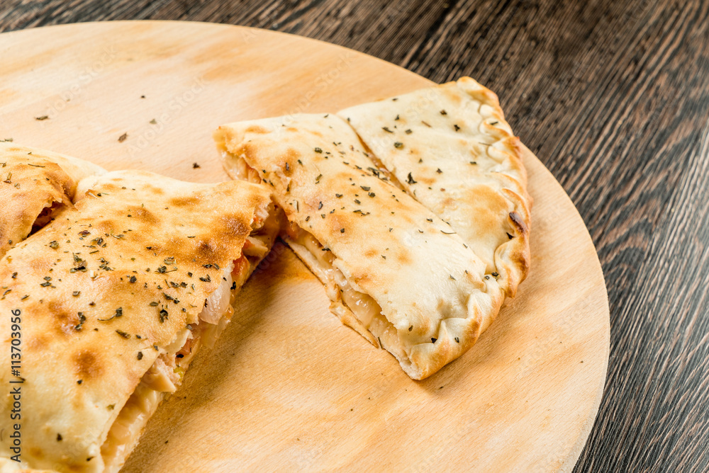 calzone pizza calzone pizza
