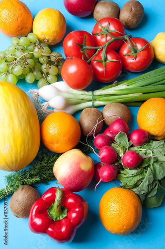фотографія Fruits and vegetables from above