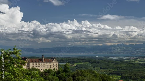 Schloss Heiligenberg am Bodensee - Zeitraffer photo