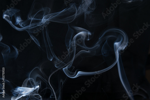 smoke cigarette