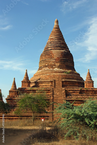 Birmanie  temple bouddhiste    Pagan