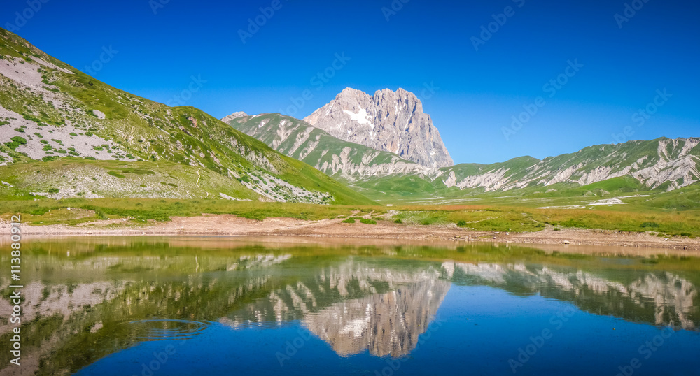 Gran Sasso mountain lake, Campo Imperatore, Italy