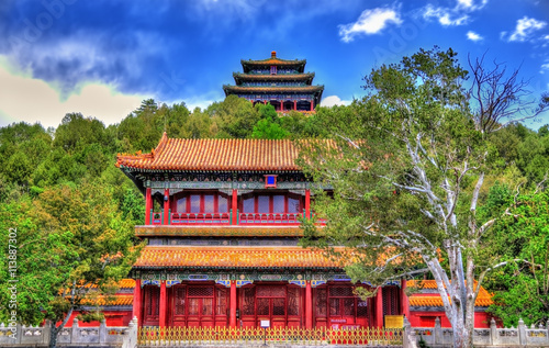 North Gate and Wanchun Pavilion in Jingshan Park - Beijing photo