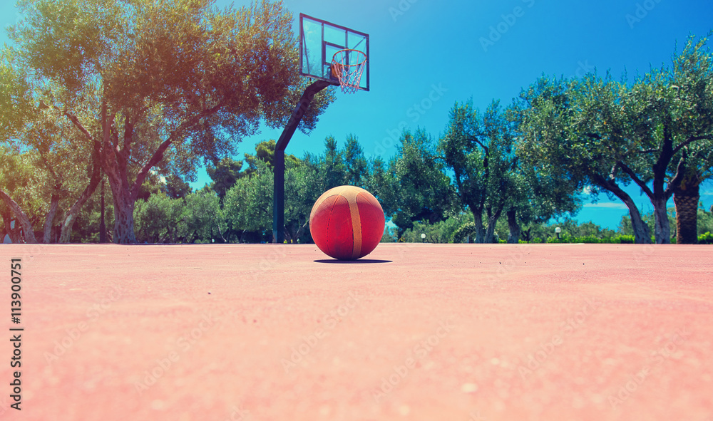 photo of the basketball playground - obrazy, fototapety, plakaty 