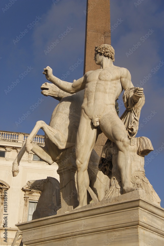 Obélisque de la Place du Quirinale à Rome, Italie
