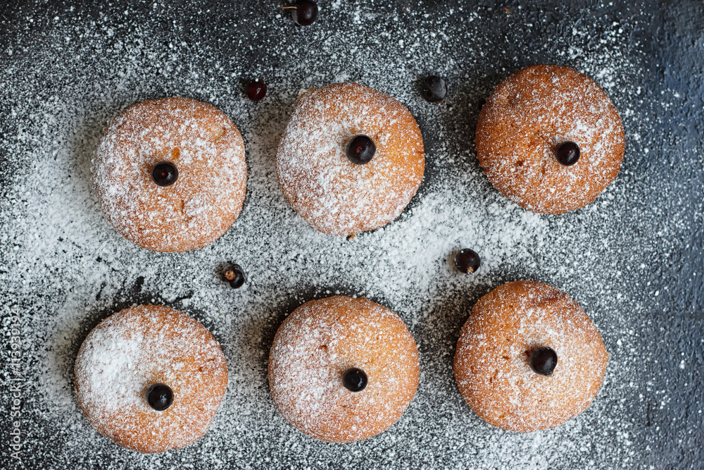 Muffins with black currant sprinkled Muffins with black currant sprinkled