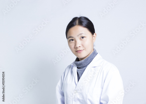 Woman Sciencetist: So Confident