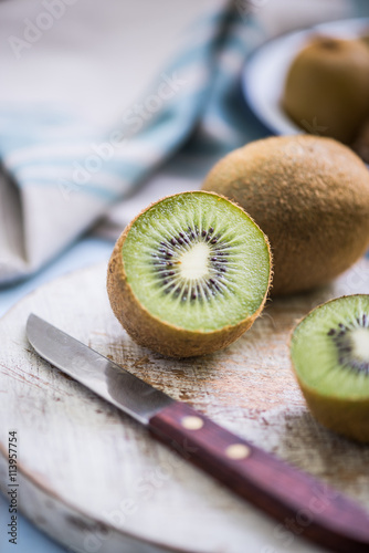 ripe vibrant kiwi fruit cut in half