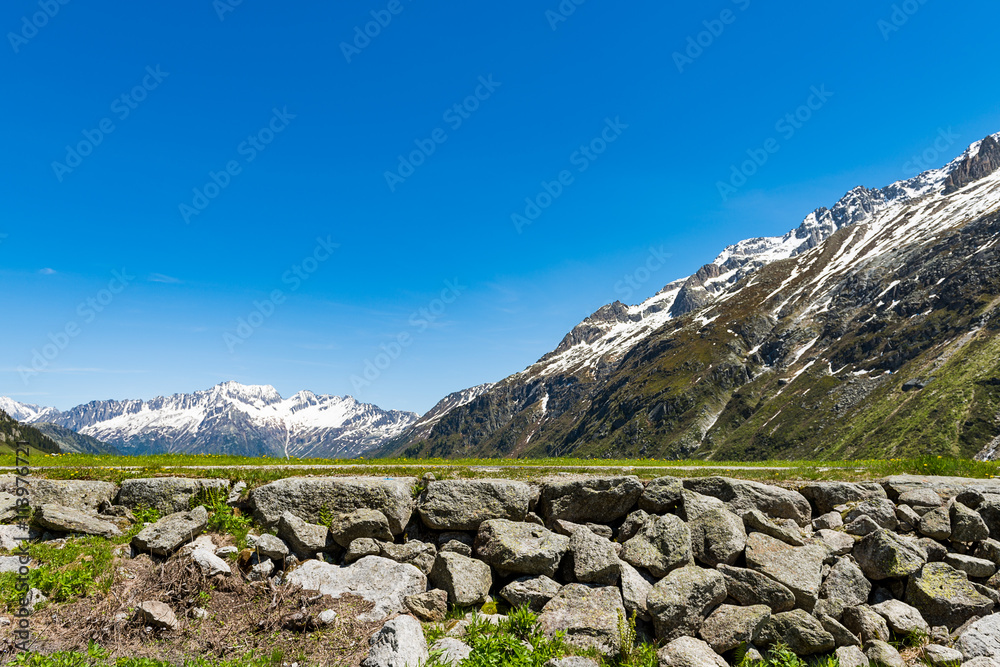Weg am St. Gotthard Pass Schweizer Alpen