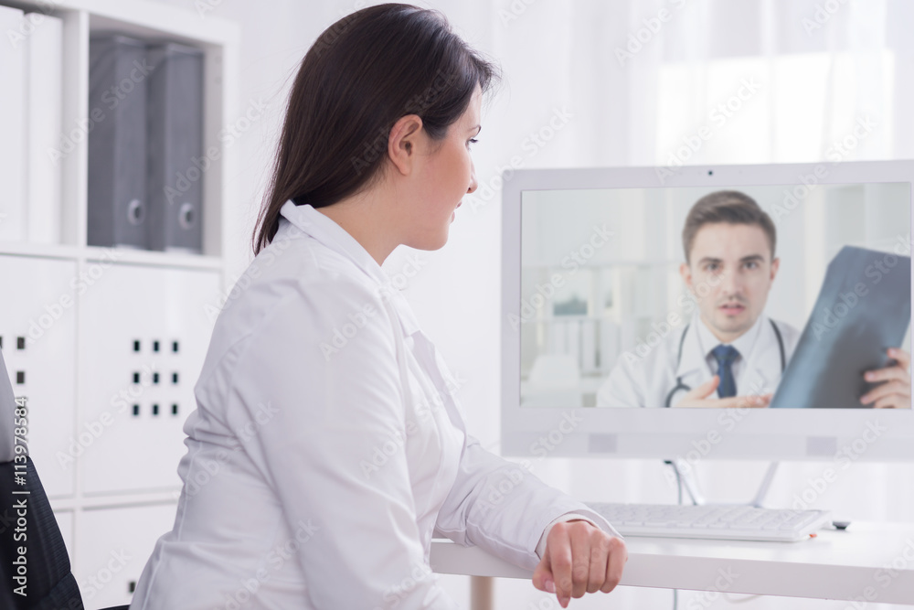 Fototapeta premium Sharing his experience concerning a disputable case