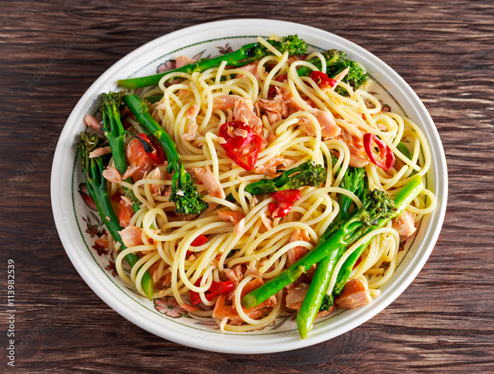 Pasta spaghetti with smoked salmon, chilli and broccoli. Pasta spaghetti with smoked salmon, chilli and broccoli.