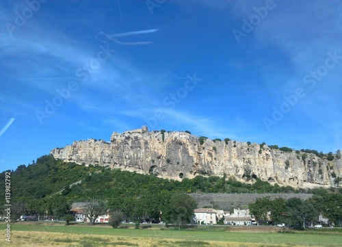 Forteresse de Mornas - Vaucluse photo