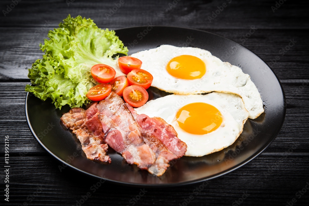 Traditional breakfast on a plate Traditional breakfast on a plate