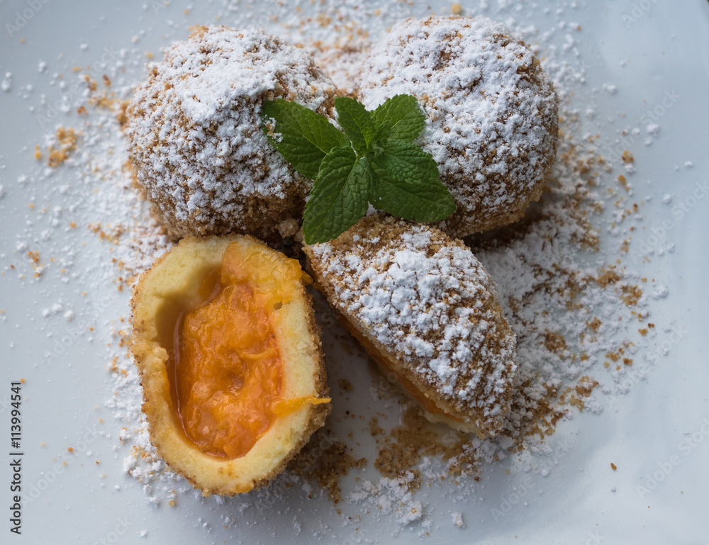 Marillenknödel hausgemacht