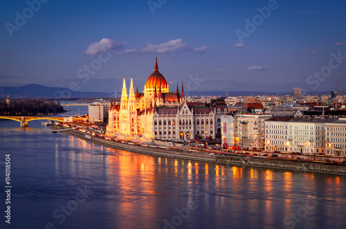 Photography Budapest, Parliament at night