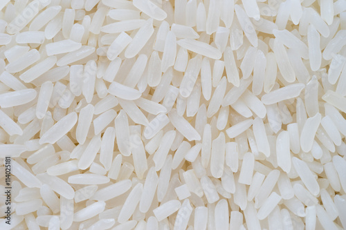 Close up of grains of jasmine rice