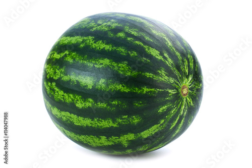 Reife und Saftige Wassermelone auf weissem Hintergrund