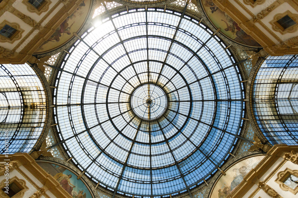 The Gallery Emanuele Vittorio, Milan