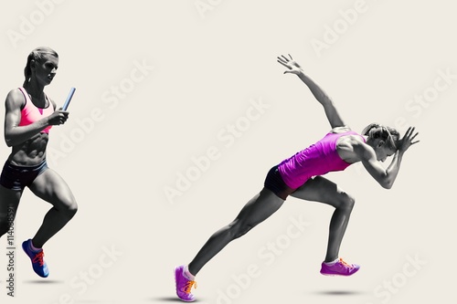 Fototapeta Złożony wizerunek przygotowywa biegać sportowa kobieta