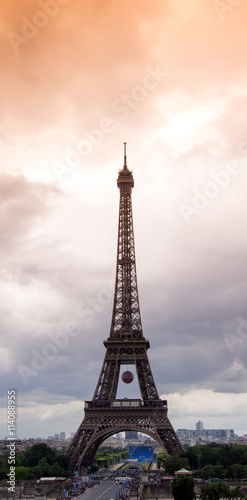 Eiffel Tower, Paris © Michael Bogner