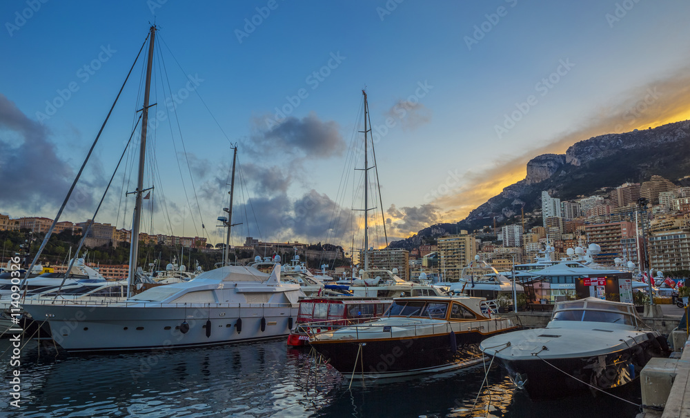 Fototapeta premium Yacht port in Monaco