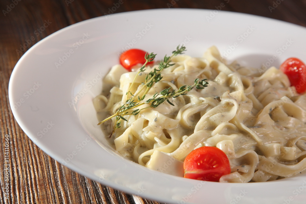 pasta with creamy cheese sauce