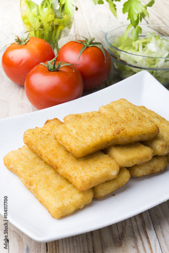 Meat croquettes served with fresh vegetables. Meat croquettes served with fresh vegetables.