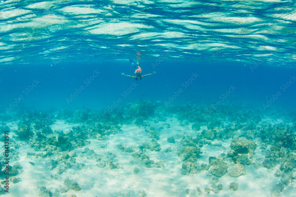 Fototapeta premium vacation on island in sea