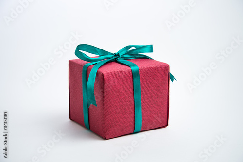 赤いプレゼント箱５