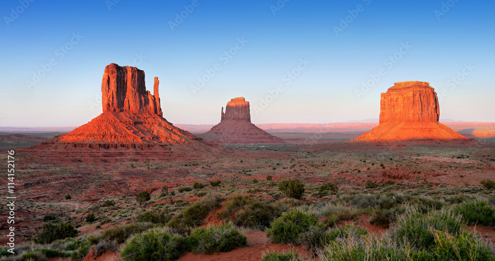 Monument Valley Sunset