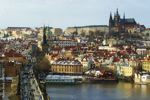 Prague castle and Charles bridge, Prague (UNESCO), Czech republic © Petr Bonek