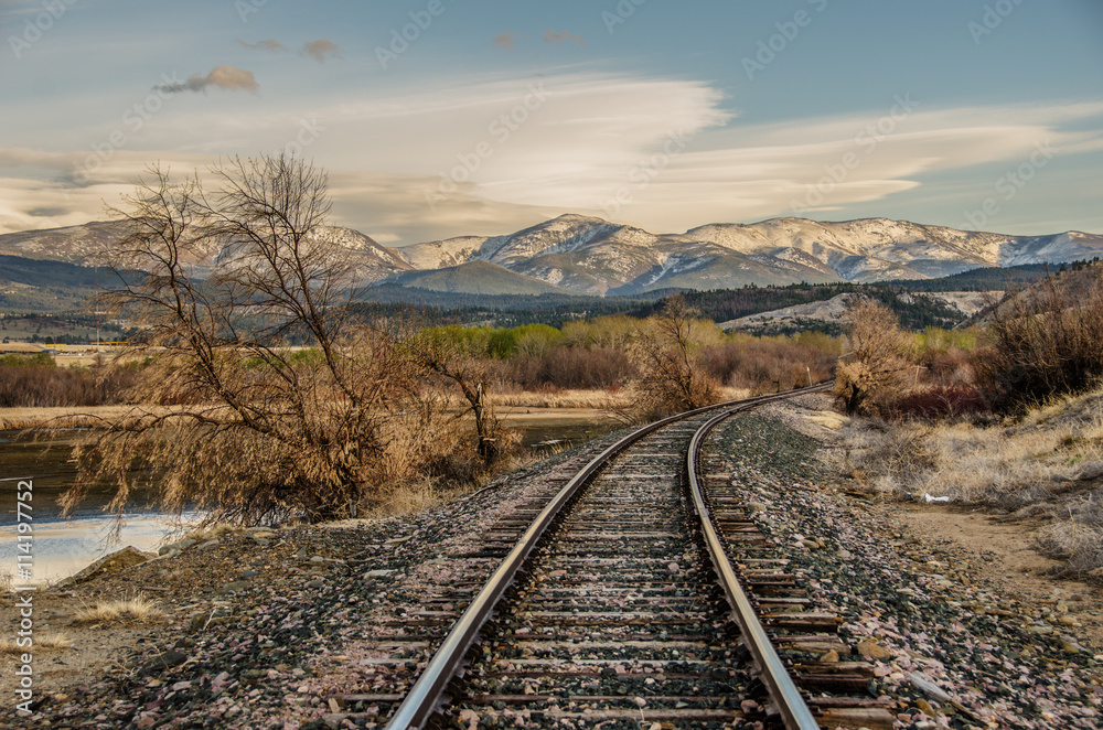 Curve in the Tracks as they head towards the mountains
