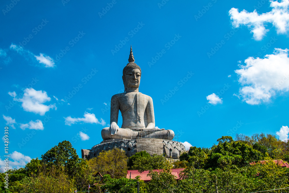 Obraz premium Big Buddha Mountain Manorom Mukdahan province.