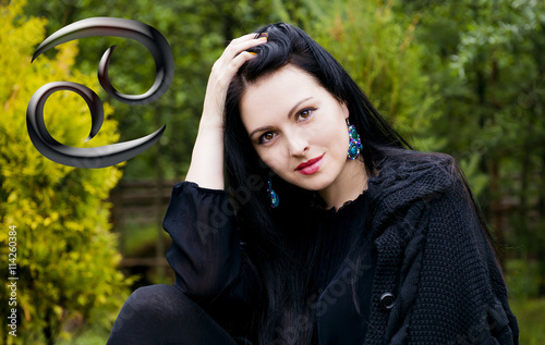 Zodiac cancer woman in astrology
