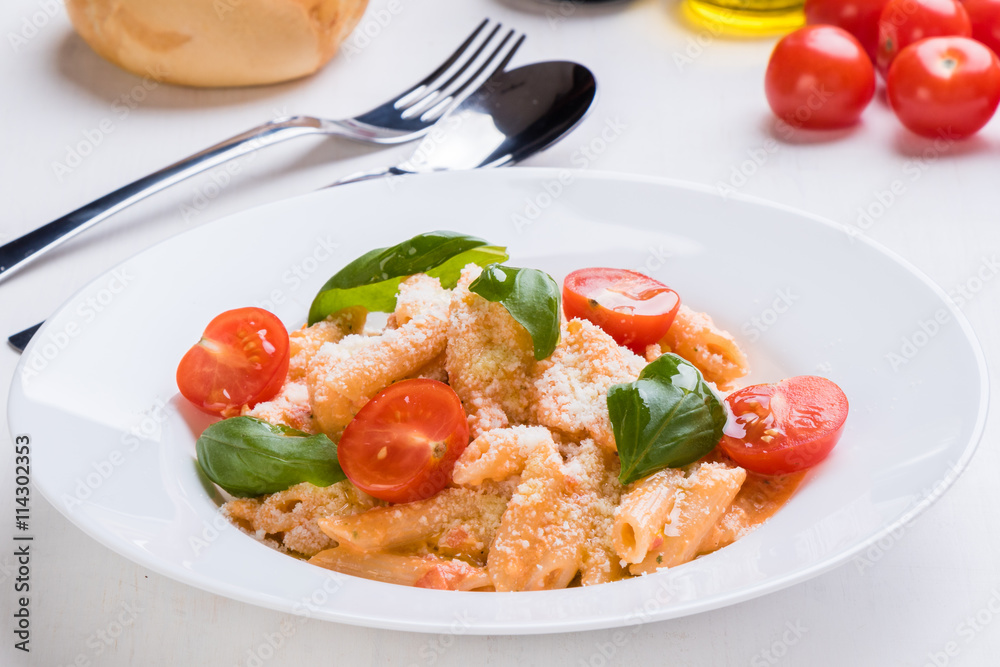 penne with tomato penne with tomato