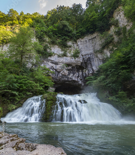 Source et cascade du Lison