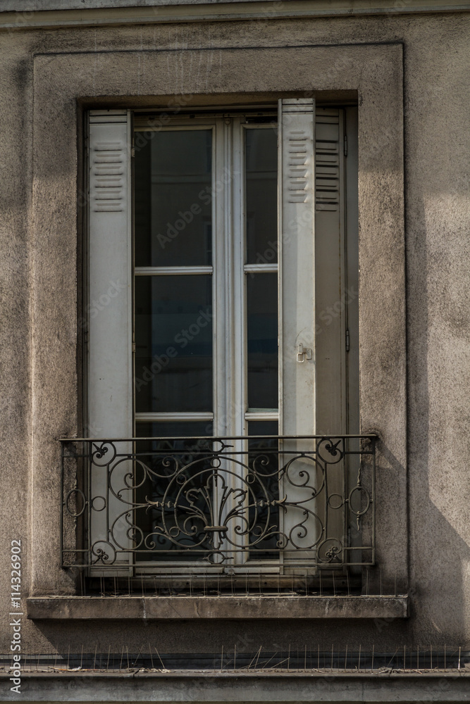 old window, upstairs Paris.