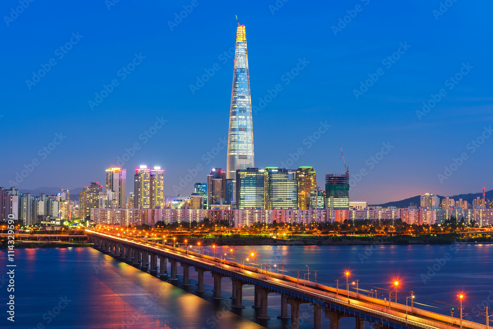 Seoul City Skyline at Han river Seoul, South korea