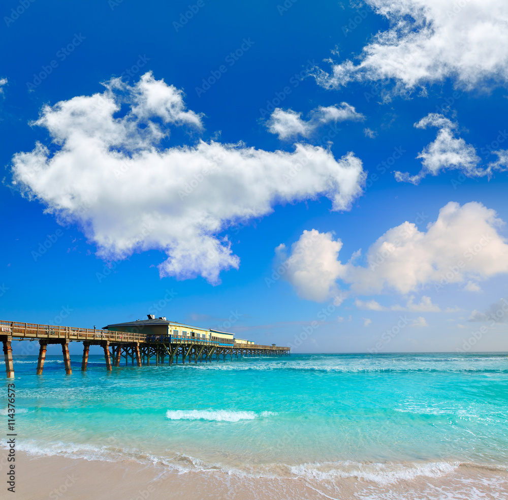 Daytona Beach in Florida with pier USA