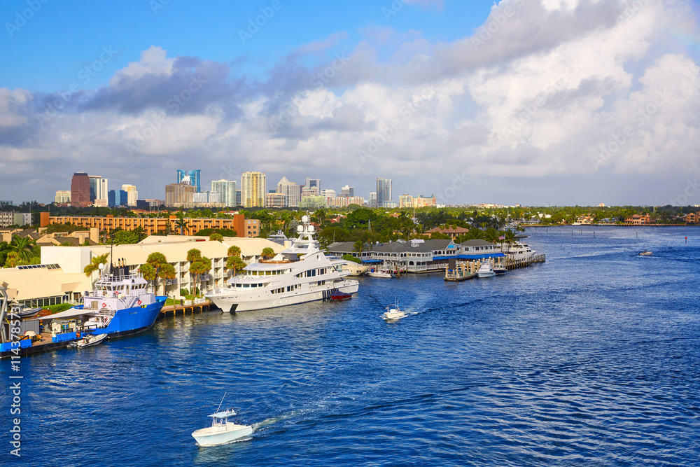 Fort Lauderdale Stranahan river at A1A Florida