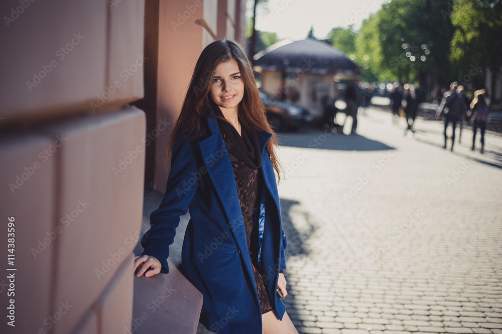 Fototapeta premium Lady for a walk
