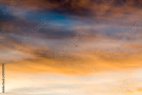 Fototapeta Naklejka Na Ścianę i Meble -  colorful dramatic sky with cloud at sunset