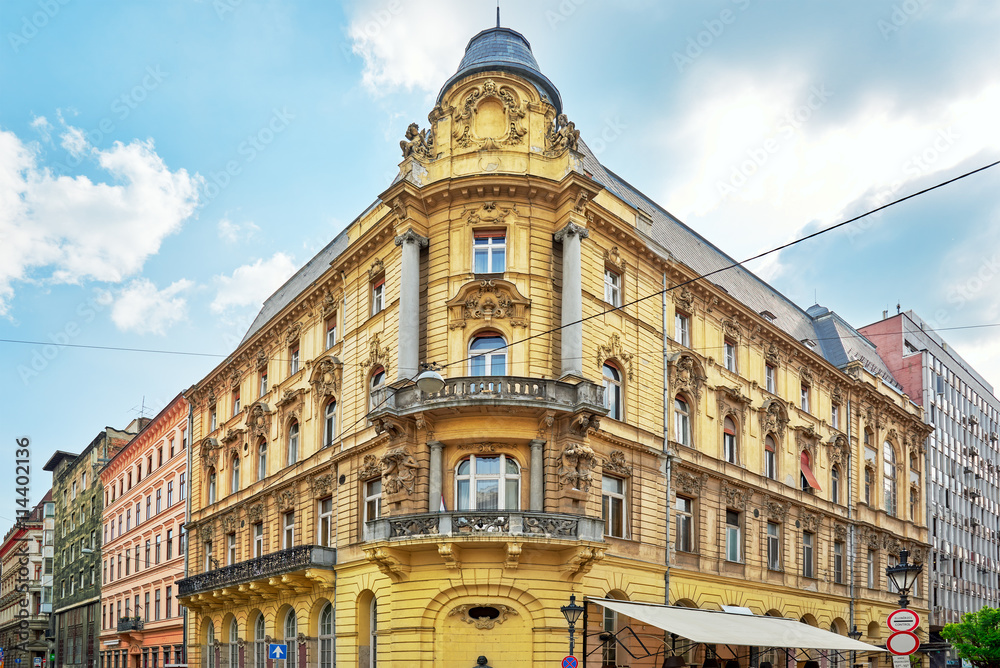 Fototapeta premium Beautiful landscape urban view,city streets,architecture of the