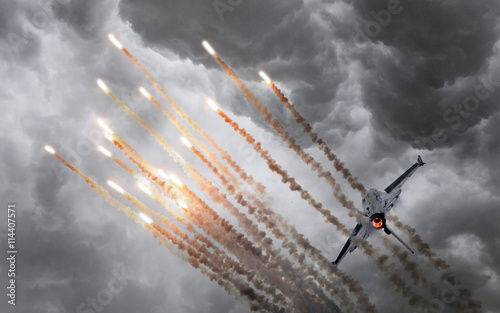 Quadro su tela Military jet firing of flares