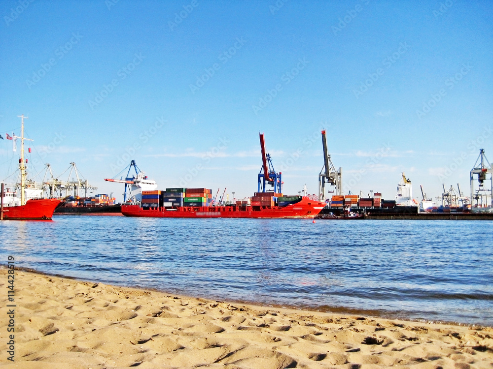 Fototapeta premium Hamburg harbor / port, Germany