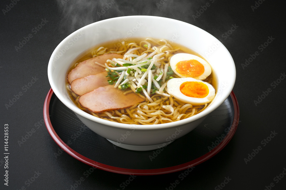 醤油ラーメン 醤油ラーメン