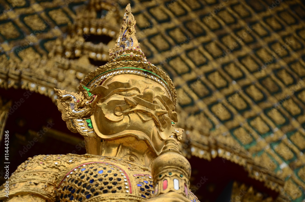 Fototapeta premium ワットプラケオの人型模型